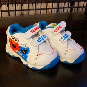 Elmo and Cookie Monster toddler shoe size 5 brand new